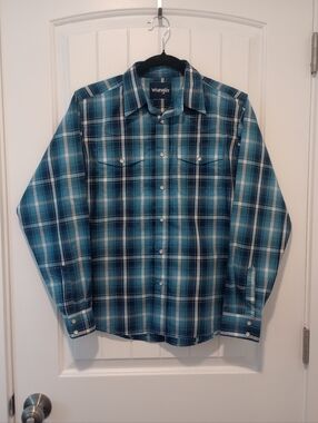 Like New- Wrangler Boys Western Blue Plaid Pearl Snap Shirt Large